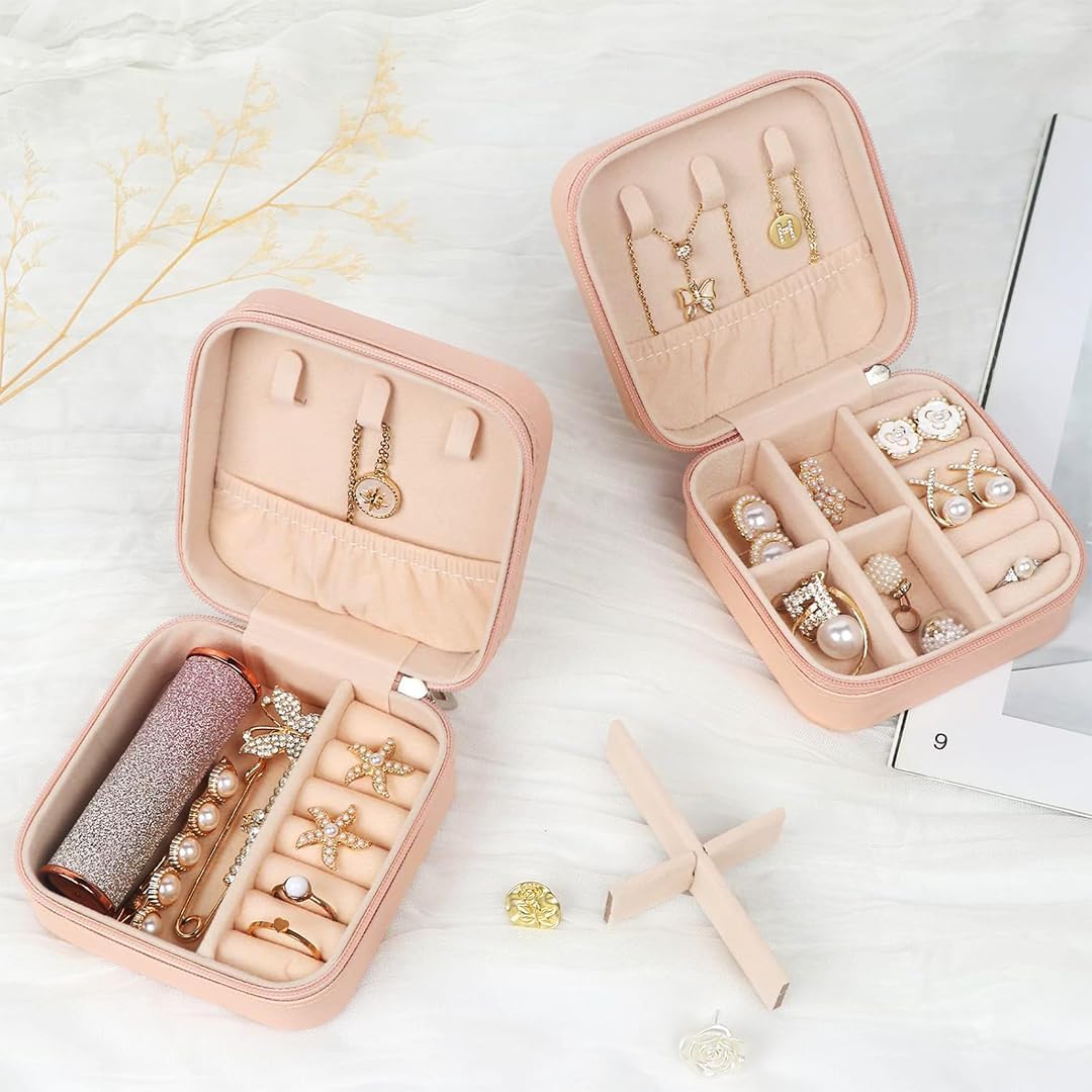 Mini Jewellery Travel Case, PU Leather Organizer Box, Small Portable Jewellery Storage Holder for Womens Rings Necklaces (PEACH)