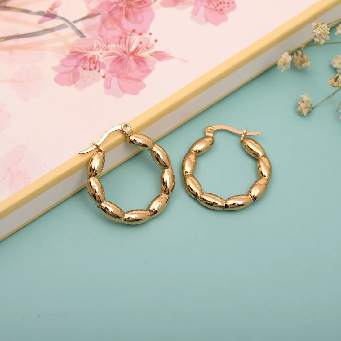 Hoop Earrings – Classic Gold