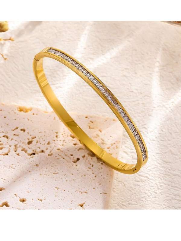 Diamond Studded Bangle Bracelet – Elegant