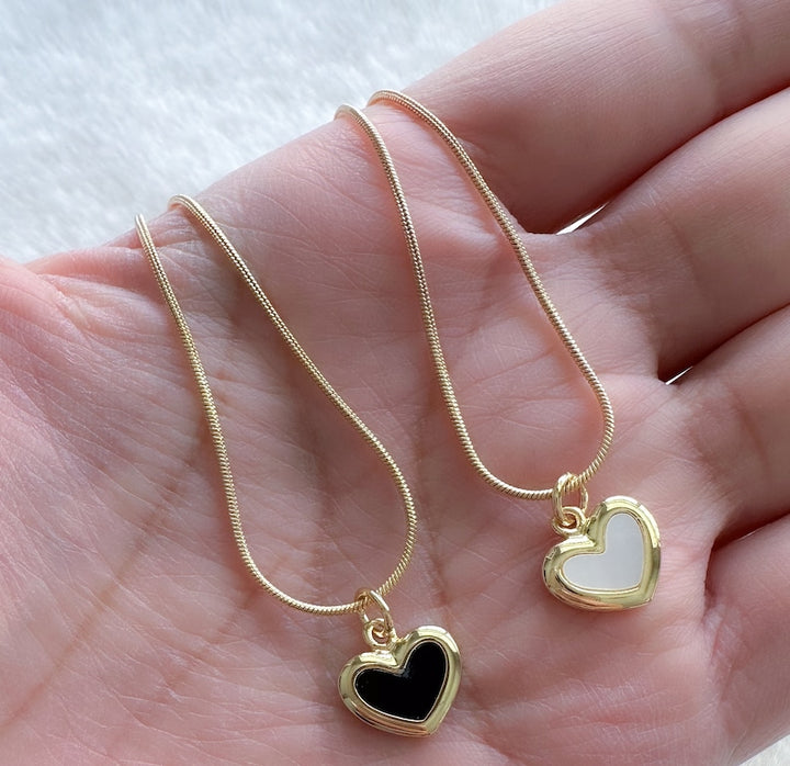 Heart Pendant Necklace – Romantic