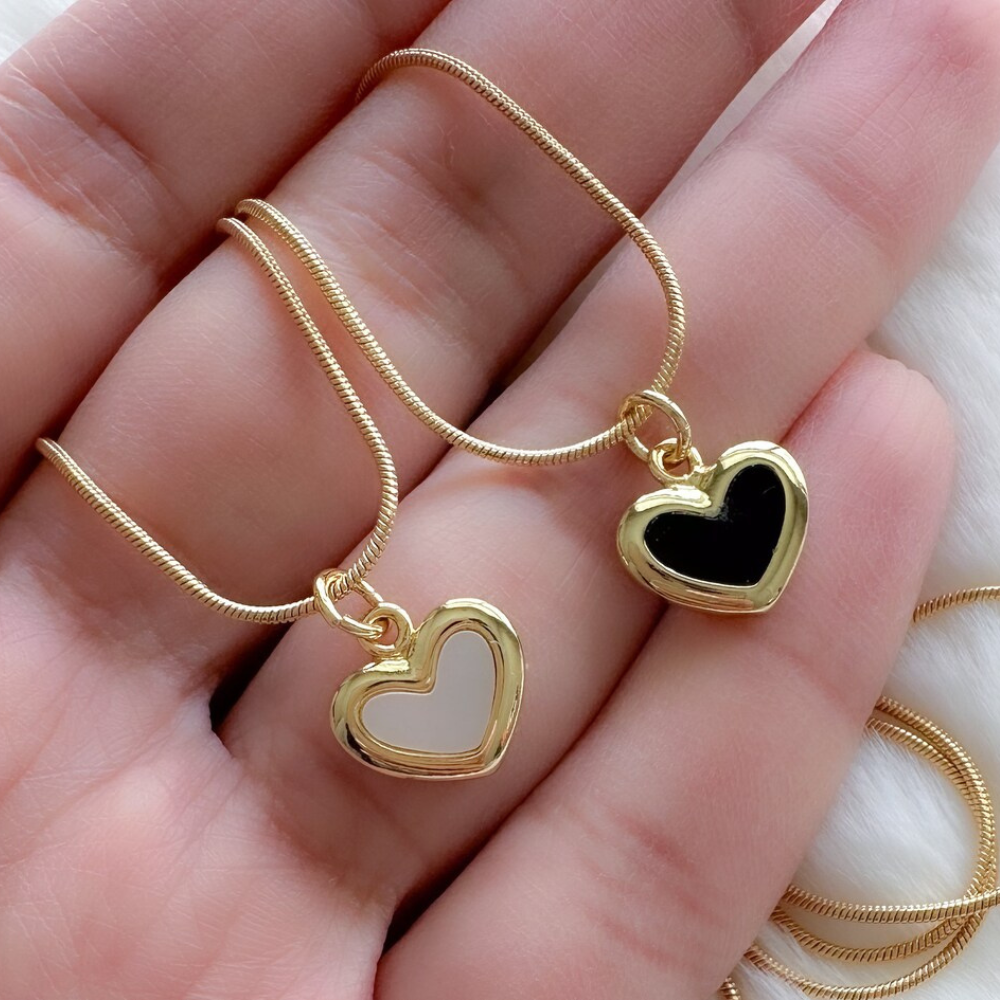 Heart Pendant Necklace – Romantic